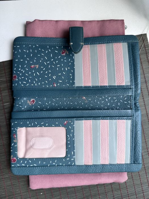 Продам дизайнерский кожаный кошелек