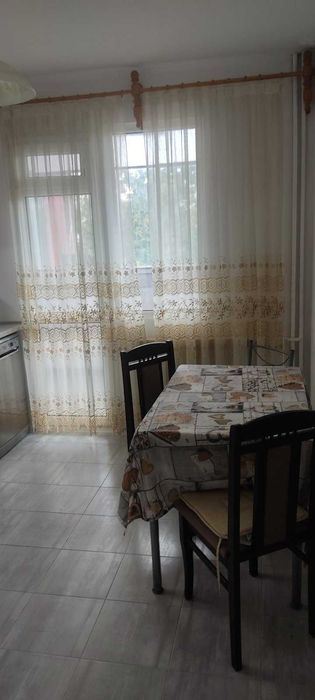 Дава се под наем Тристаен апартамент в Пловдив, Кършияка - 102 кв.м за 600 € - Снимка #4