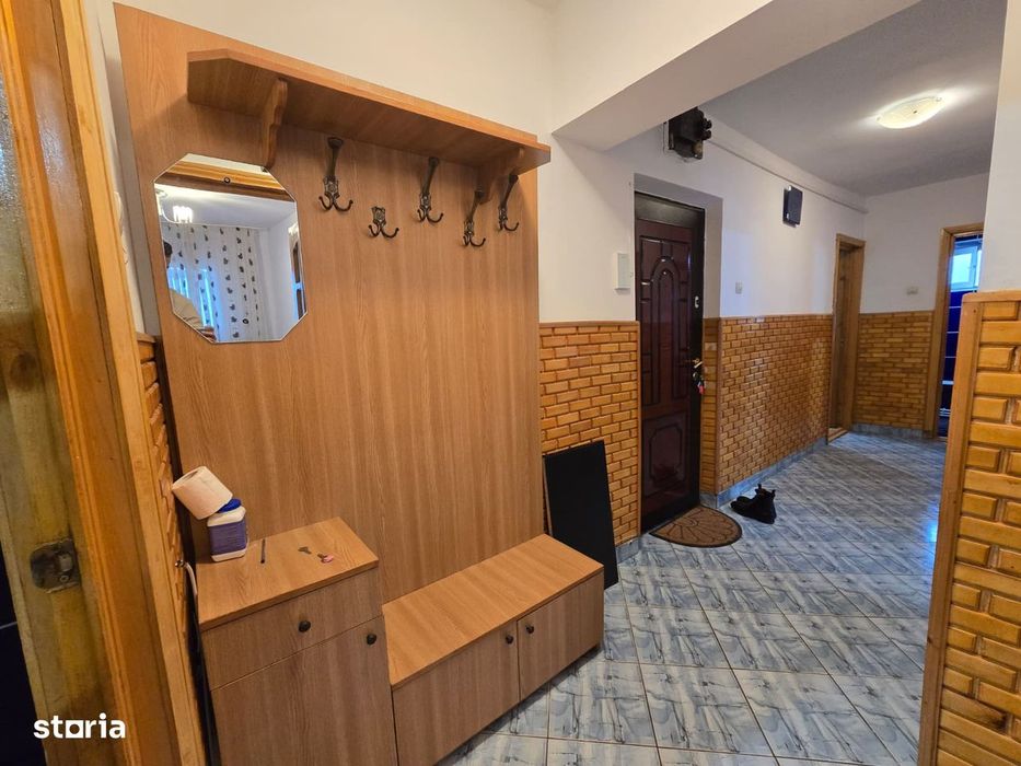 Ap 3 camere Nicolina , 2 bai , 430 Euro