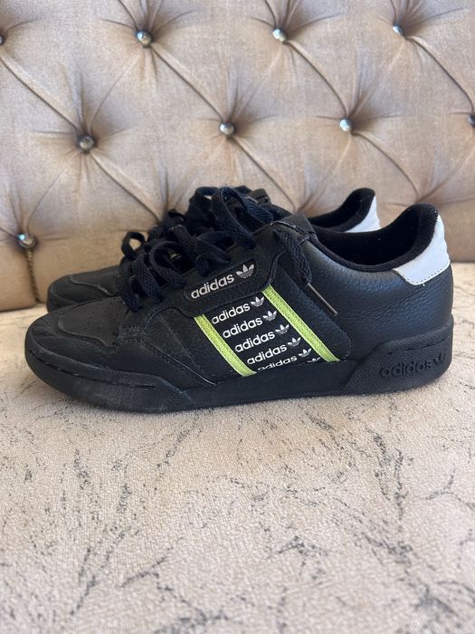 Сникърси ADISAD 40 номер