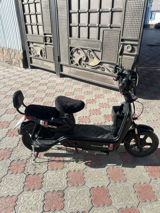 Электроскутер ск8