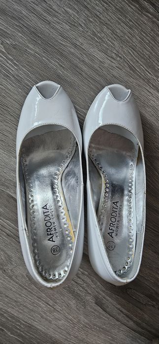 Pantofi albi pt nunta