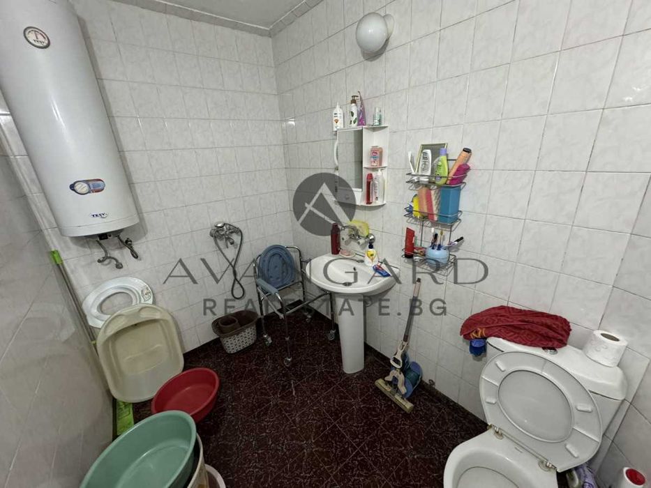 Продава се Тристаен апартамент в Пловдив, Кючук Париж - 87 кв.м за 1840 €/кв.м - Снимка #6