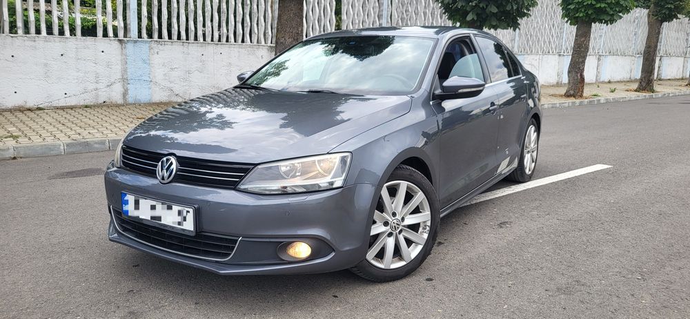 VOLKSWAGEN Jetta 2014 — imagine 3