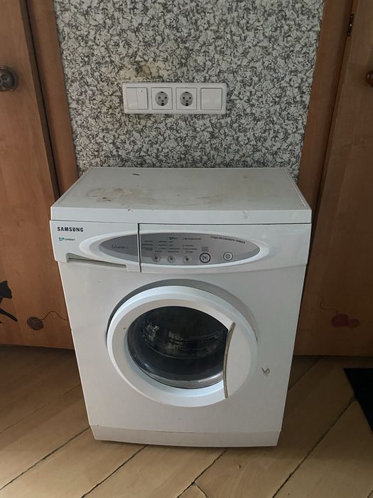продам машинку на запчасти