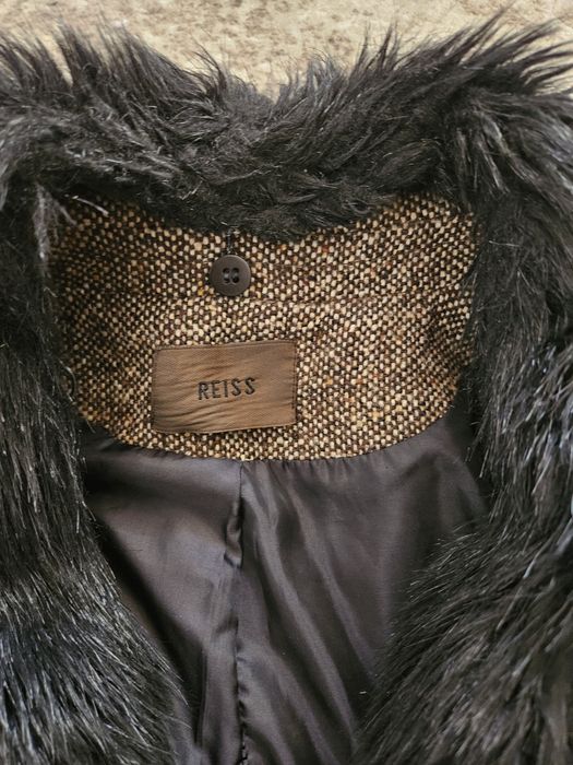 Късо вълнено зимно яке палто само с изкуствена яка стилно и топло