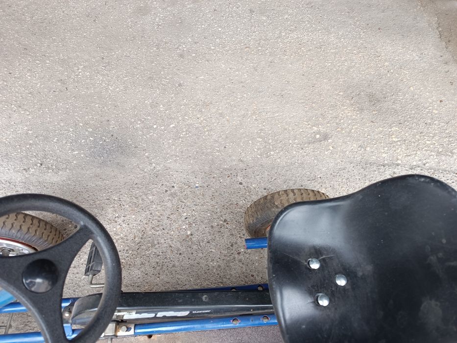 Продавам детска количка -бъги