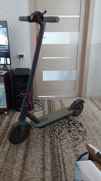 Продаю электро самокат