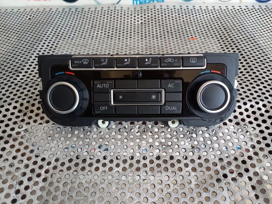 Panou Modul Comenzi Clima Climatronic Vw Golf 6 Vl Cod 5kBS - Dezmembrez Arad