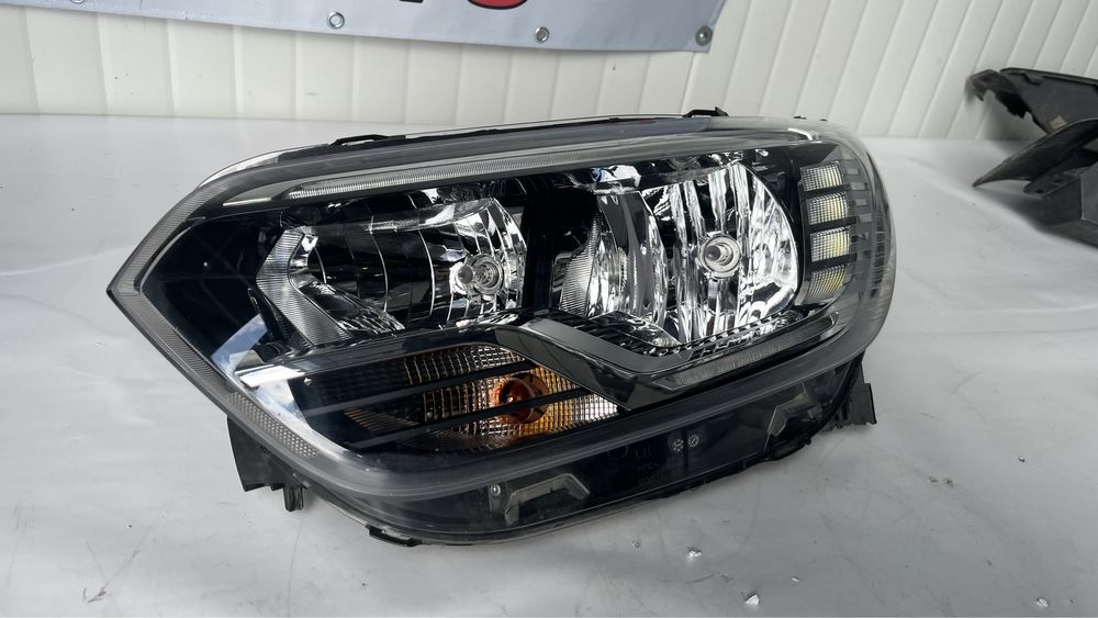 Ляв фар Renault Kangoo 3 2020-