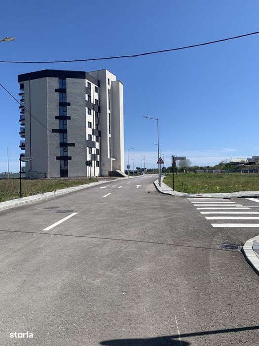 Ovidiu Lac-Apart 2 cam et 4/7 pret 100.000 euro + TVA