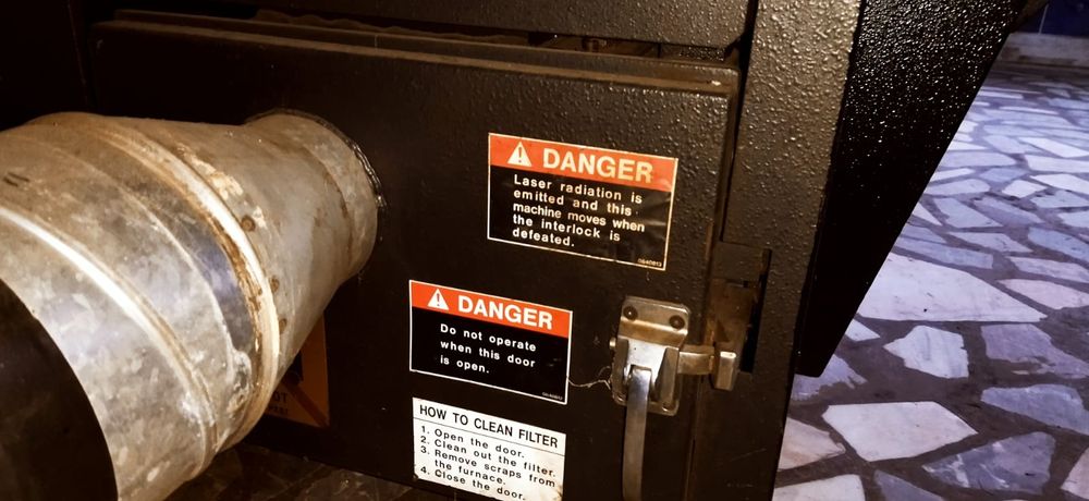 Laser industrial Amada Lasmac LCE-645 – CNC CO₂, 1000W, în stare buna