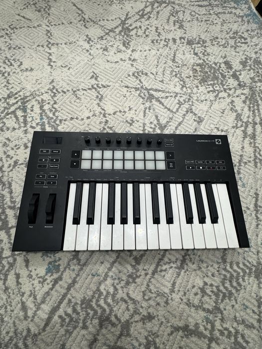 миди клавиатура продам