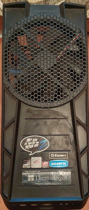 Продам компьютер в сборе.