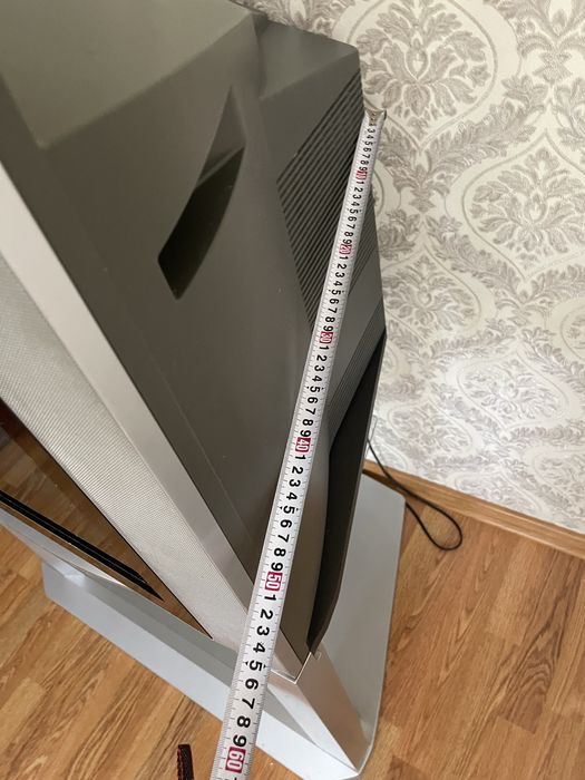 Телевизор + тумба .