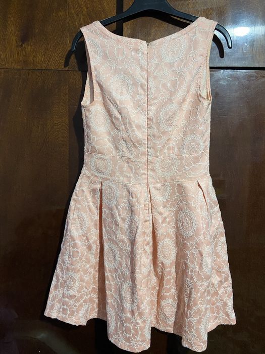 Розова рокля S размер