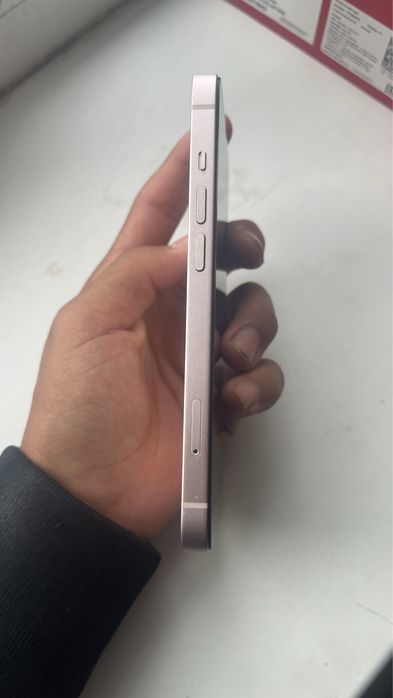 iPhone 13 илеал без царапин