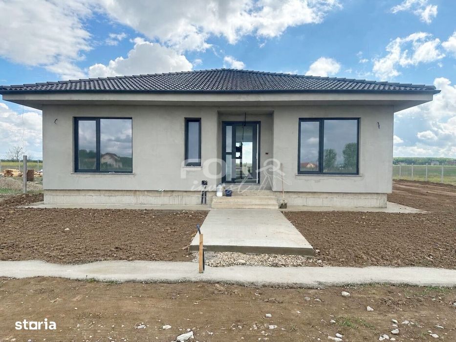 Casa moderna 4 camere, 830mp teren, de vanzare in Alparea Bihor