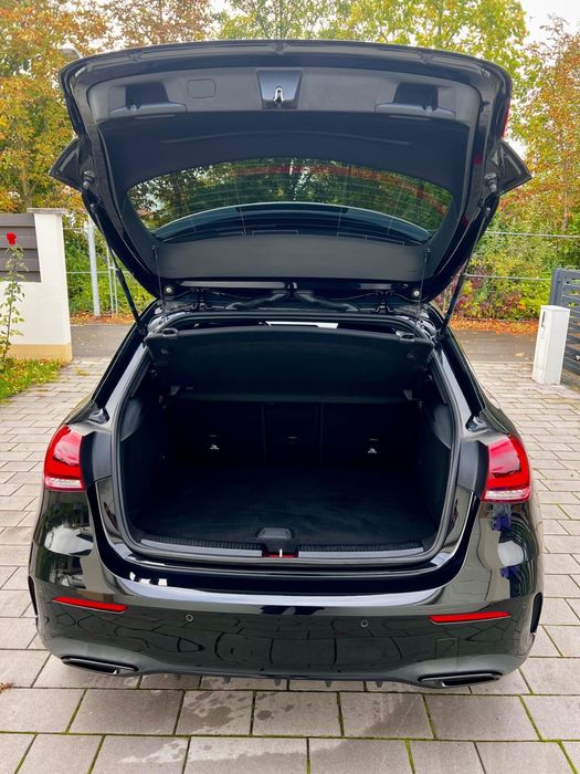 Mercedes Benz A250e Hybrid