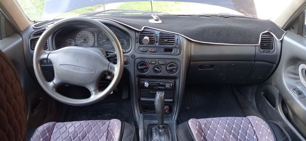 Продам машину mitsubishi