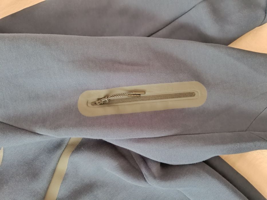 Nike Tech Fleece L - Original