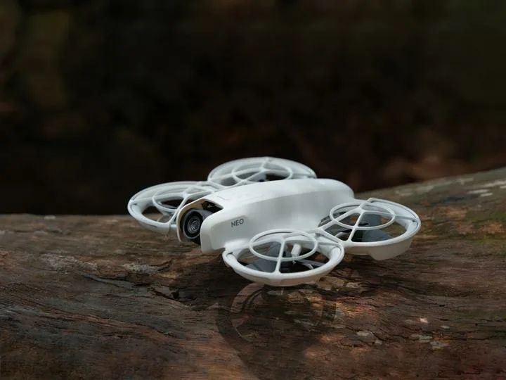 Продам Дрон DJI Neo