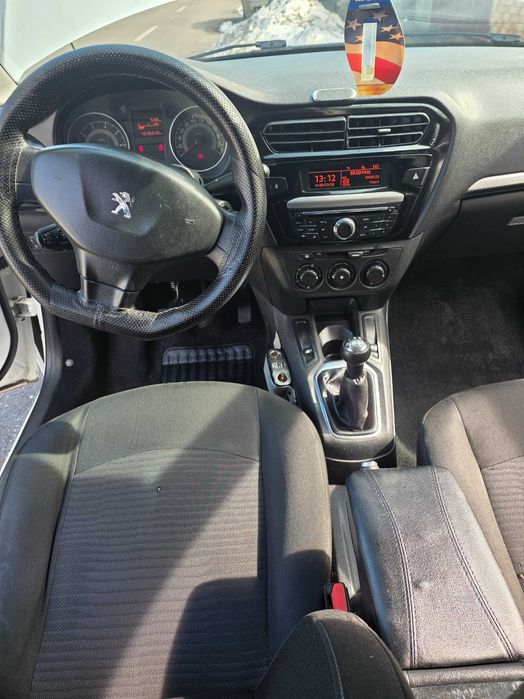 Peugeot 301 .anul 2016