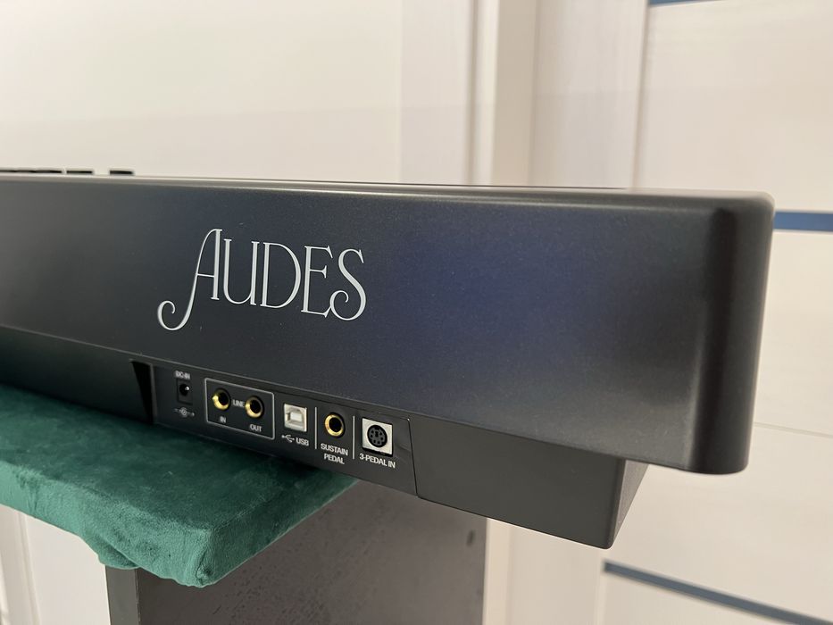 Vand Pian Digital Audes 88 Keys hammer action