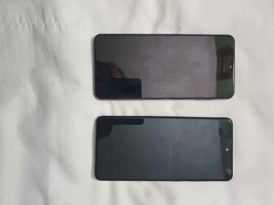 Samsung A32 5G și A51 defecte.