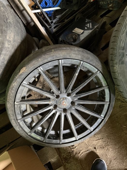 275/40ZR19 2 штука