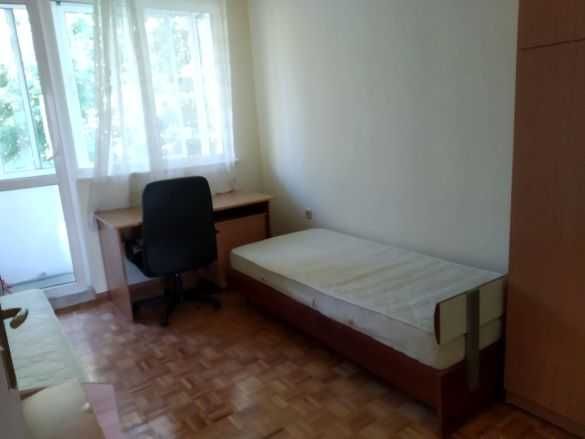 Дава се под наем Тристаен апартамент в Бургас, Възраждане - 90 кв.м за 360 € - Снимка #17