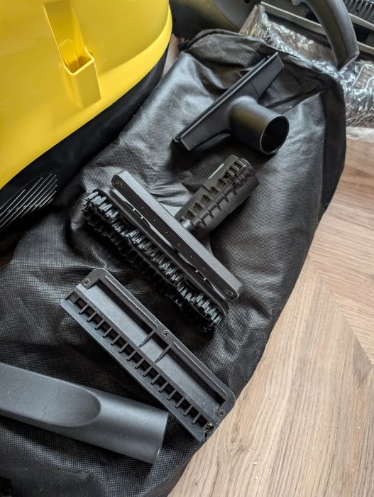 Прахосмукачка с пара Karcher SV 7