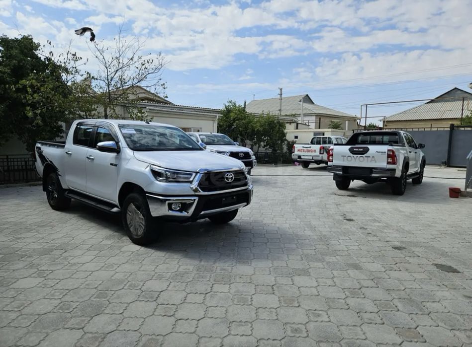 Договорнач Аренда машина хайлюкс