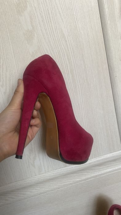 Стильные розовые Туфли