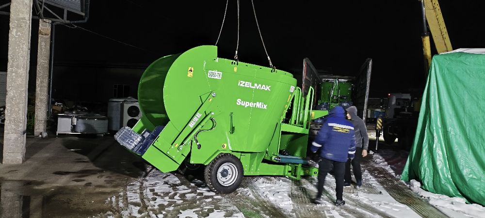 Кормораздатчик. Миксер