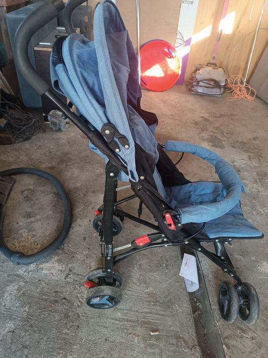 Продам летнию коляску