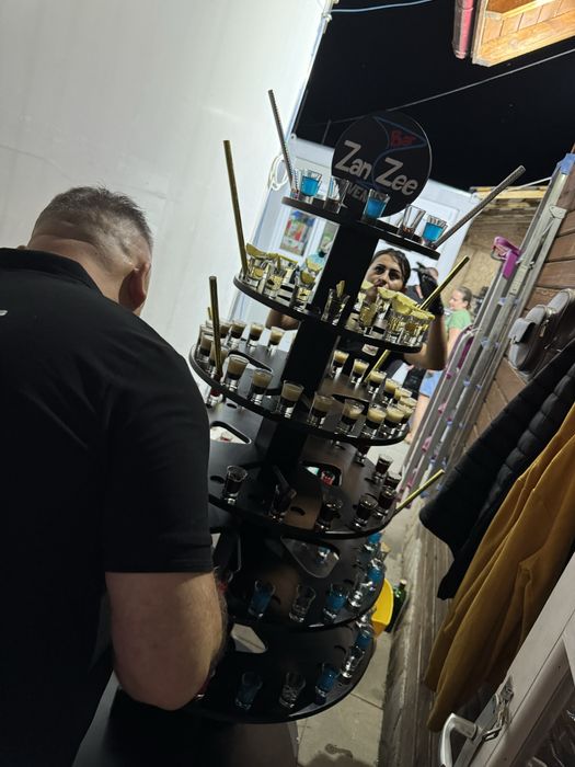 Tort shoturi / tortul mirelui /tort majorat , numarul 18(shoturi)