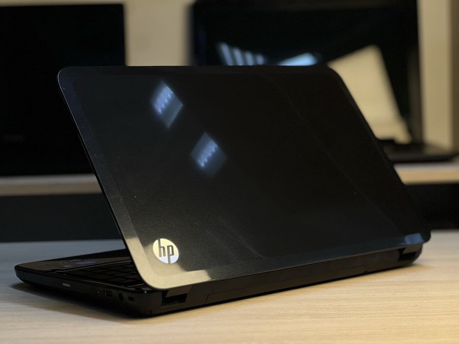 Мощный ноутбук HP Pavilion! Core i5/ОЗУ-8gb/2 видеокарты!