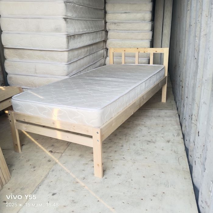 Деревянные односпальные кровати