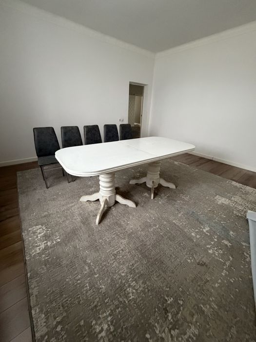 Кухонный стол