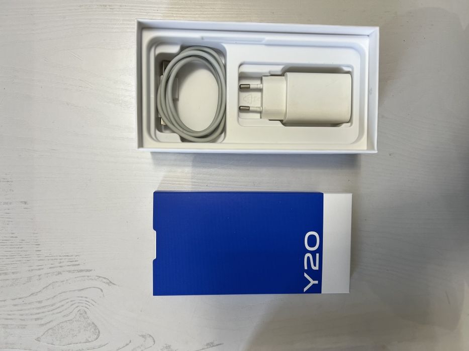 Vivo Y20 4/64GB Obsidian Black, ideal holatda, komplekt