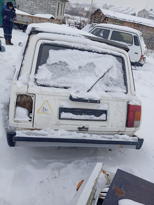 Продам ВАЗ 2104 по запчастям