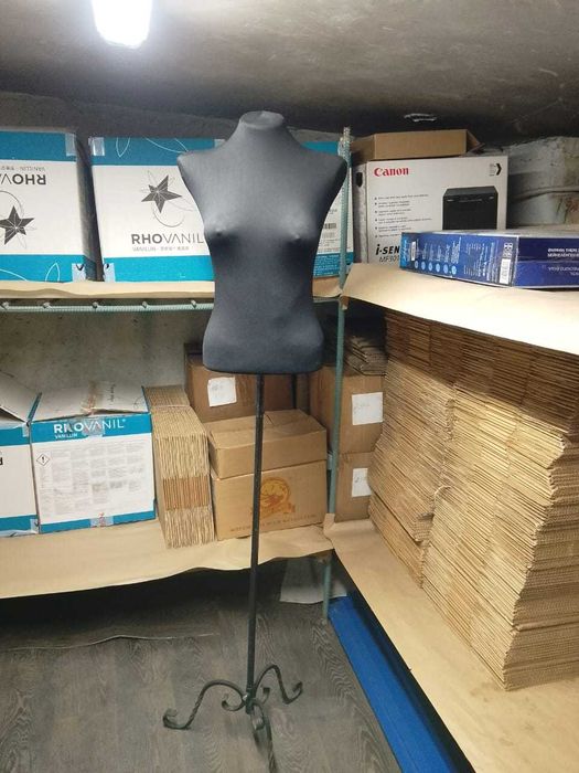 Манекен женский Б/У