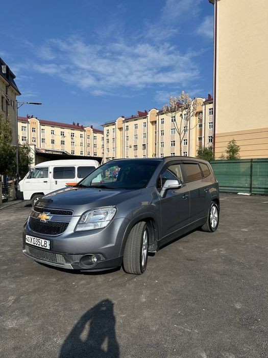 Продается автомобиль Орландо сотилади