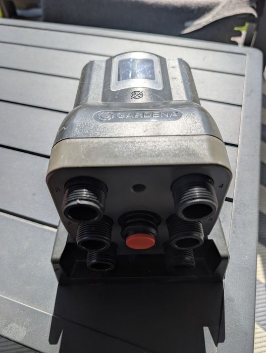 Gardena Distribuitor automat