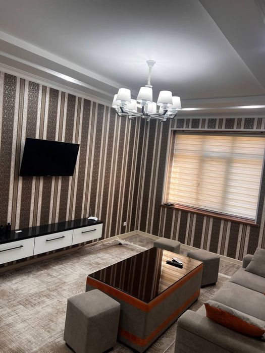 Продается двухкомнатная квартира на 1 этаже