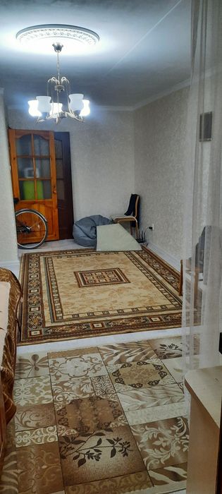 Однакомнатная на школьнике