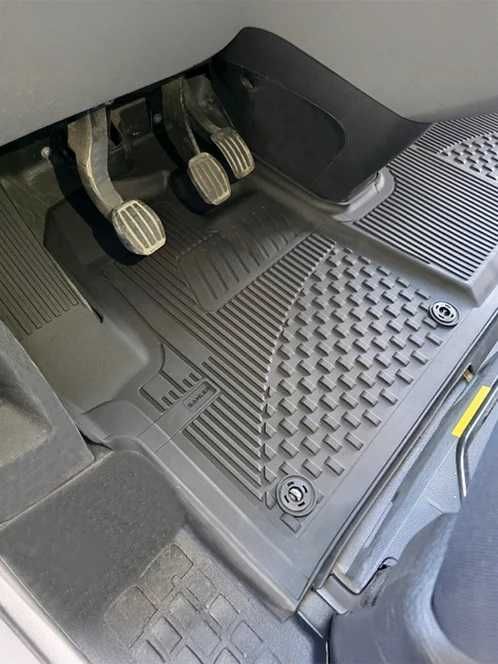 Гумени стелки SAHLER 4D за бусове Opel Zafira Life / Vivaro 2019+