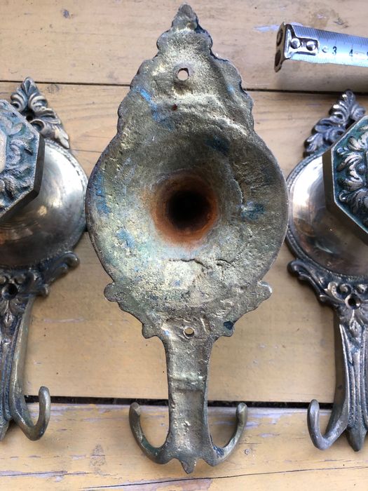 Старинна бронз месинг закачалка