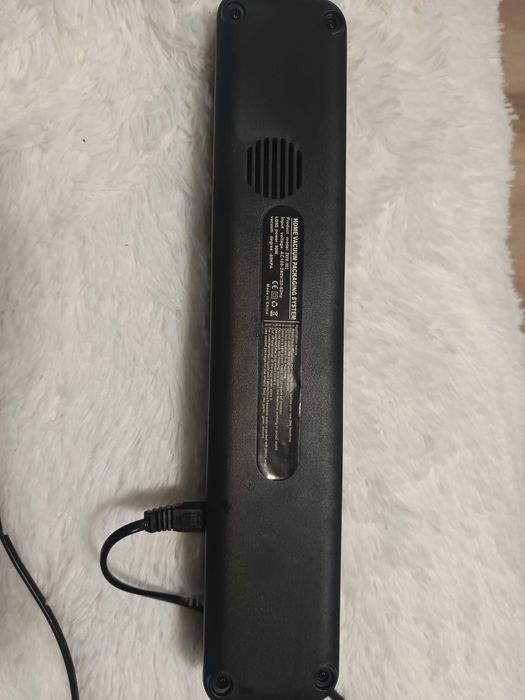 Уред за вакуумиране Vacuum Sealer